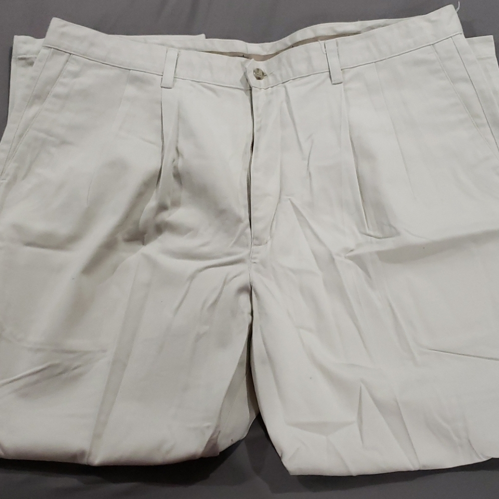 Dockers khaki pants